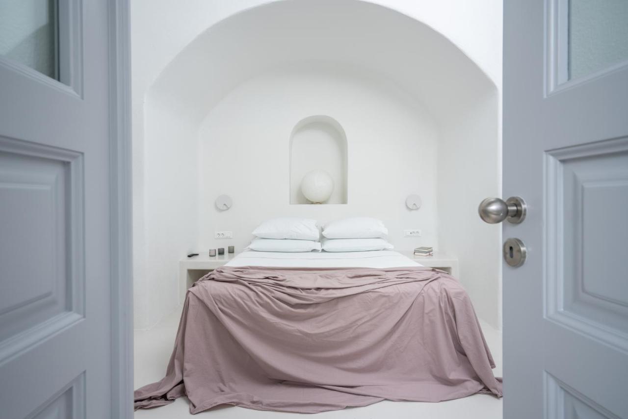 Inspire Santorini Luxury Villas Тира Экстерьер фото