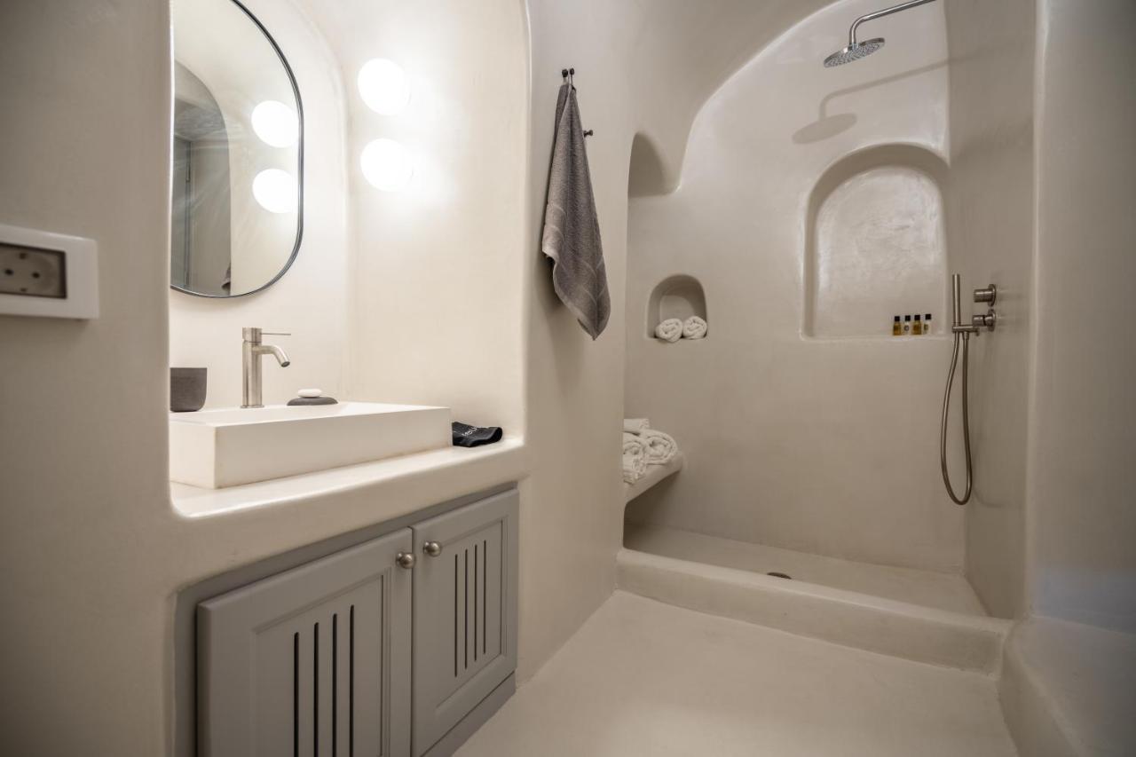 Inspire Santorini Luxury Villas Тира Экстерьер фото