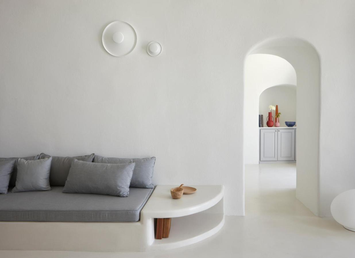 Inspire Santorini Luxury Villas Тира Экстерьер фото